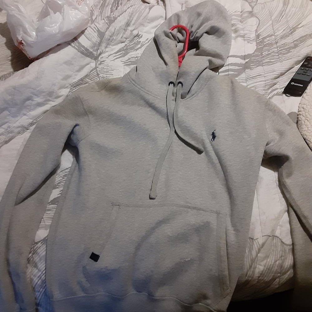 Small women's polo hoodie
